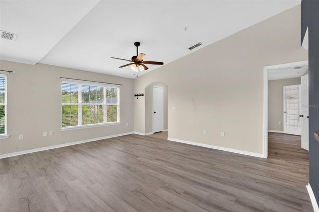 7800 POINT MEADOWS DRIVE 1338, Jacksonville, FL 32256