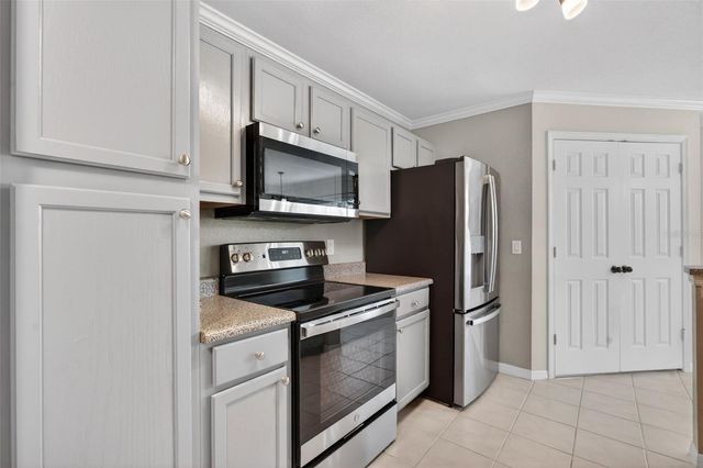 7800 POINT MEADOWS DRIVE 1338, Jacksonville, FL 32256