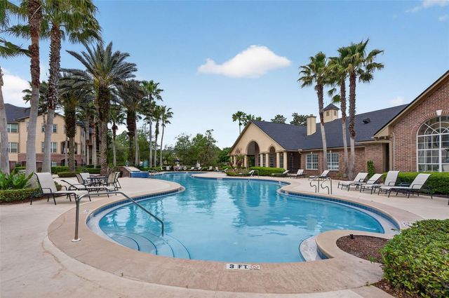 7800 POINT MEADOWS DRIVE 1338, Jacksonville, FL 32256