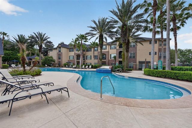 7800 POINT MEADOWS DRIVE 1338, Jacksonville, FL 32256
