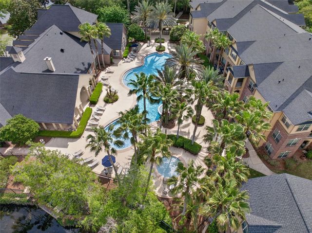 7800 POINT MEADOWS DRIVE 1338, Jacksonville, FL 32256
