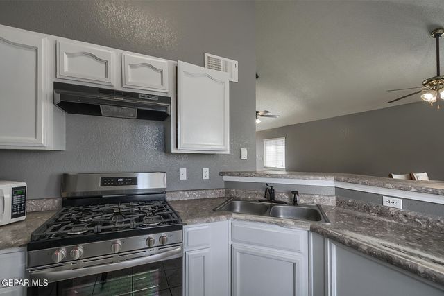 12321 TIERRA LAGUNA Drive, El Paso, TX 79938