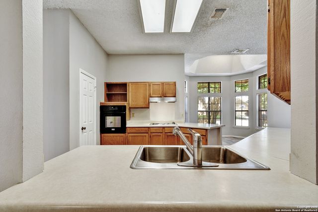 3234 Falcon Grove, San Antonio, TX 78247