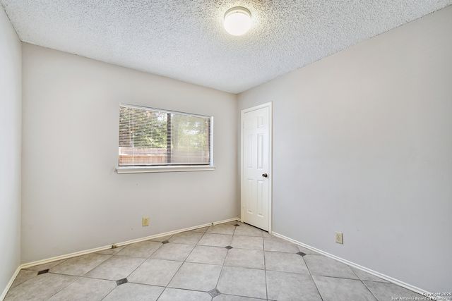 3234 Falcon Grove, San Antonio, TX 78247