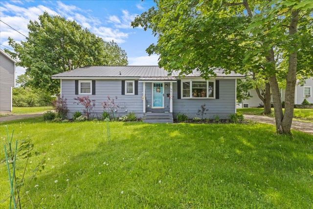 49 Russell Street, St. Albans City, VT 05478