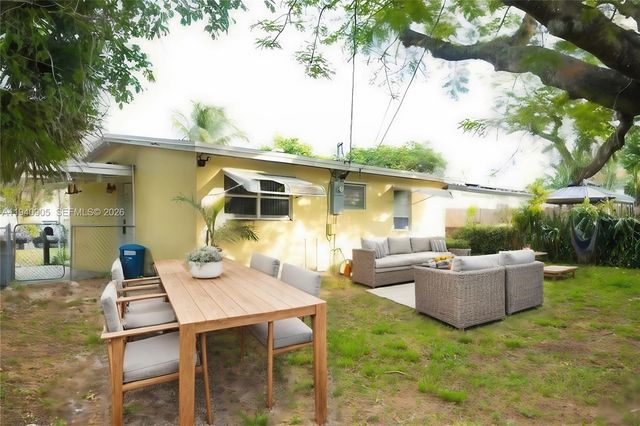 801 SW 22nd Ave, Fort Lauderdale, FL 33312