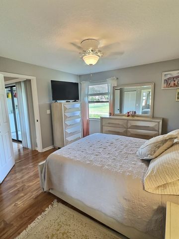 4682 E Lucerne Lakes Blvd Boulevard E 202, Lake Worth, FL 33467