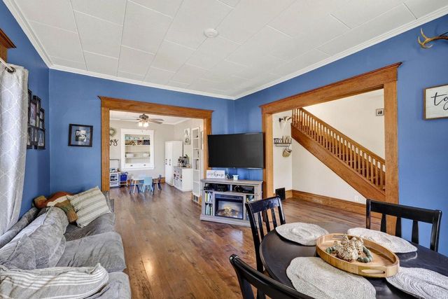 432 6th Street, Baraboo, WI 53913
