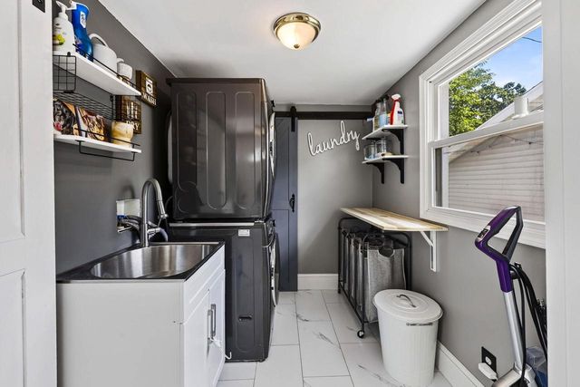 432 6th Street, Baraboo, WI 53913