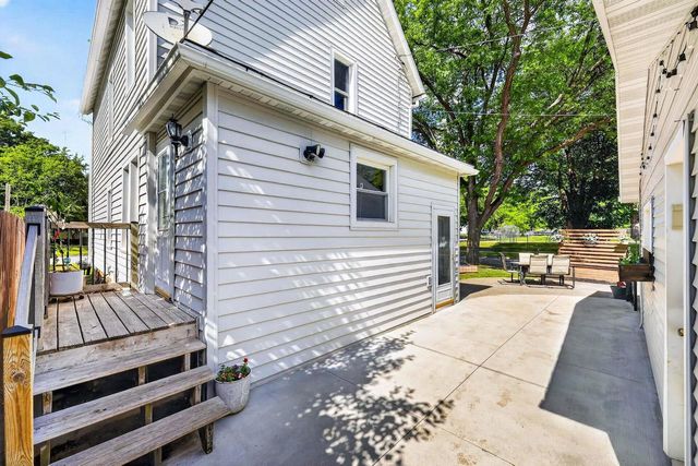 432 6th Street, Baraboo, WI 53913