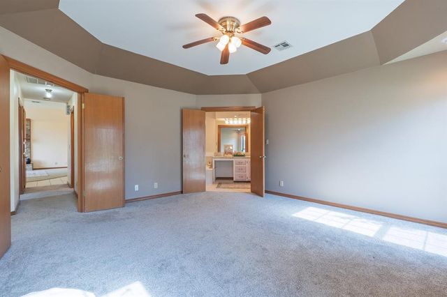 1201 Castle Creek Street, Shawnee, OK 74804