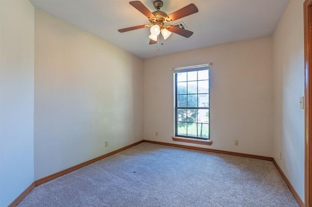 1201 Castle Creek Street, Shawnee, OK 74804
