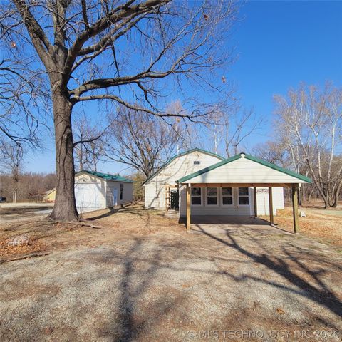 23 Falcon Nest Road Falcon Cove 2, Eufaula, OK 74432