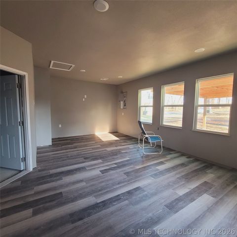 23 Falcon Nest Road Falcon Cove 2, Eufaula, OK 74432