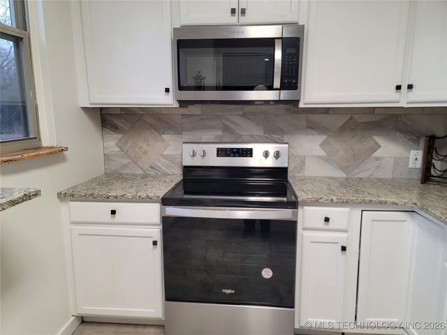 23 Falcon Nest Road Falcon Cove 2, Eufaula, OK 74432