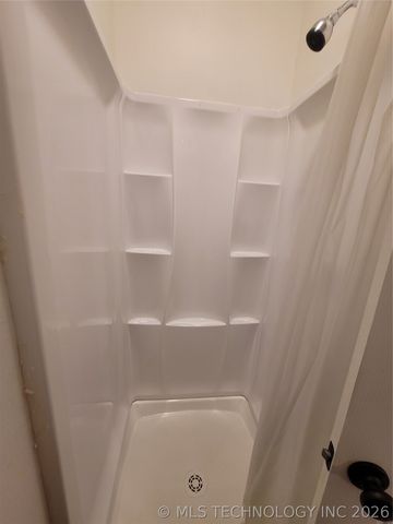 23 Falcon Nest Road Falcon Cove 2, Eufaula, OK 74432