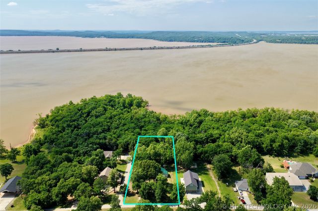 23 Falcon Nest Road Falcon Cove 2, Eufaula, OK 74432