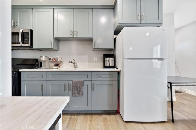 1301 E Pacific Coast, Wilmington, CA 90744