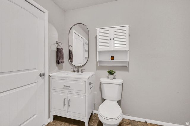 5534 S SPURRIER RD, Murray, UT 84107