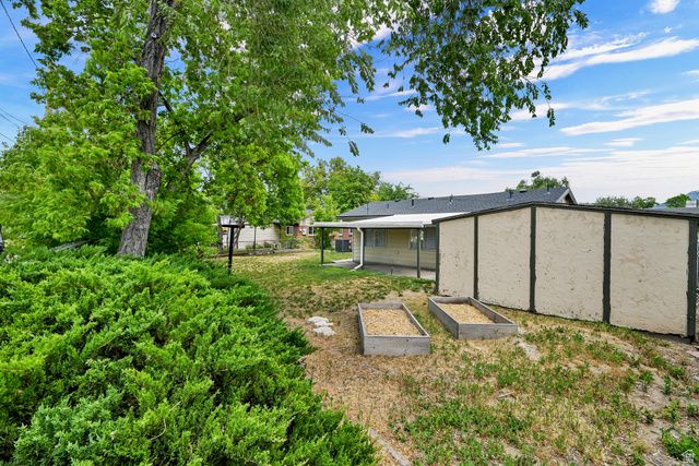 5534 S SPURRIER RD, Murray, UT 84107