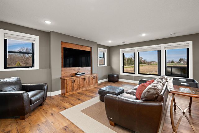 7400 74th Avenue N, Greenfield, MN 55357