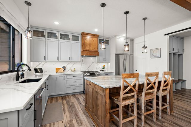 7400 74th Avenue N, Greenfield, MN 55357