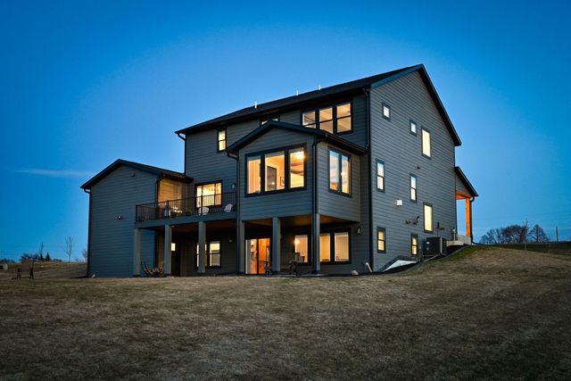7400 74th Avenue N, Greenfield, MN 55357