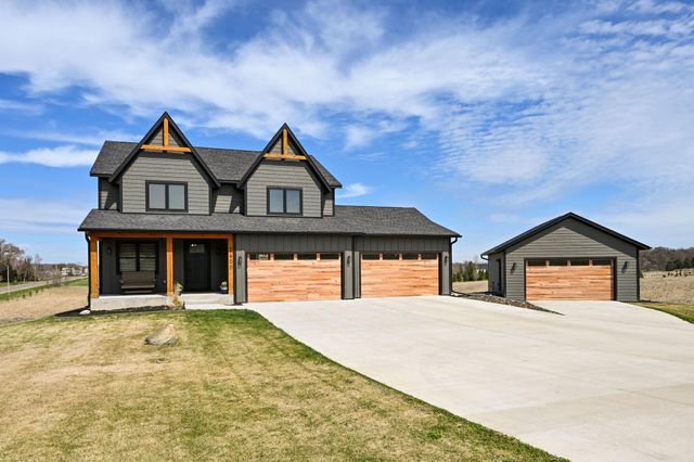 7400 74th Avenue N, Greenfield, MN 55357