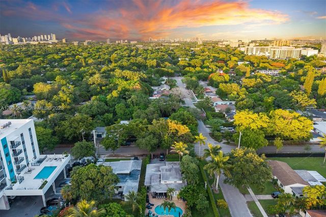 895 NE 129th St, North Miami, FL 33161