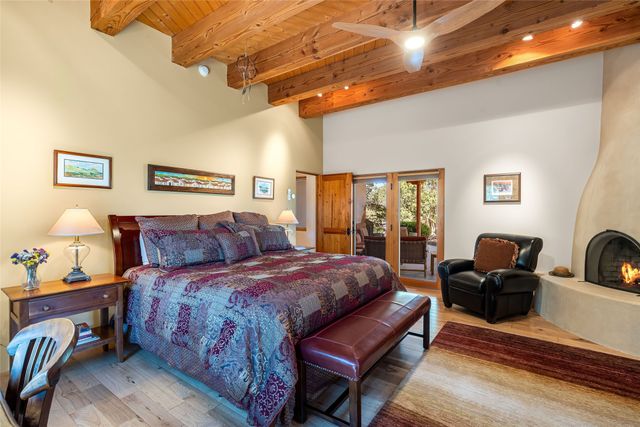 5 Columbine Lane, Santa Fe, NM 87506