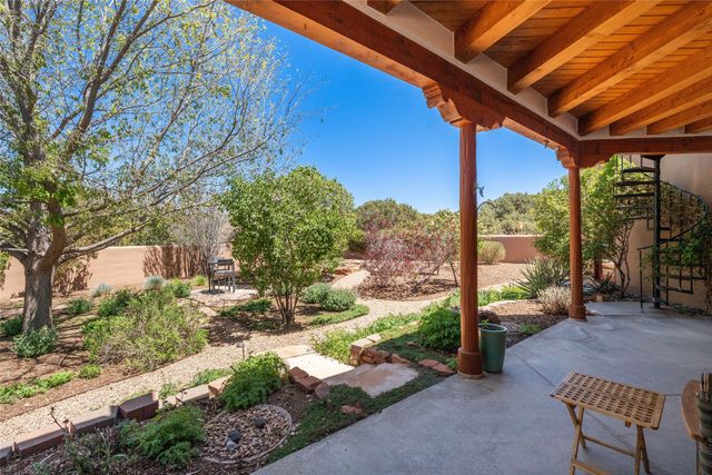 5 Columbine Lane, Santa Fe, NM 87506