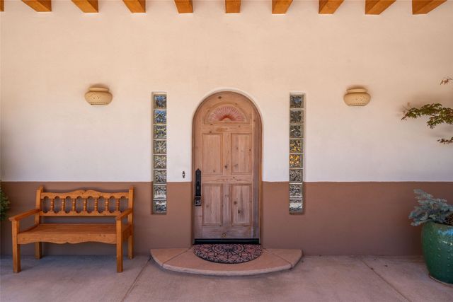 5 Columbine Lane, Santa Fe, NM 87506