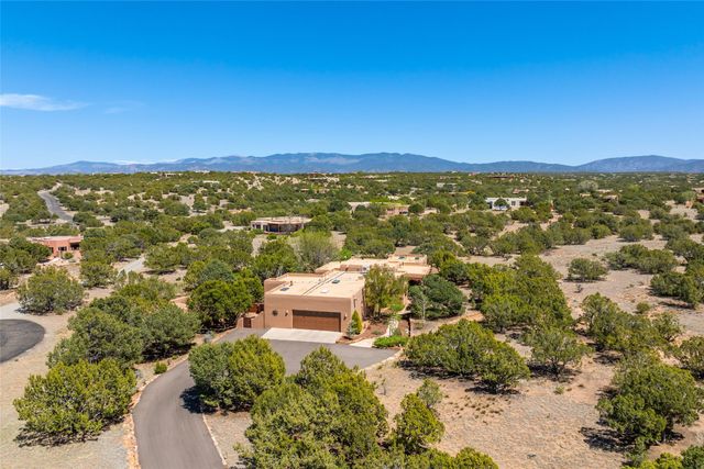 5 Columbine Lane, Santa Fe, NM 87506