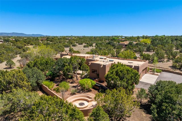 5 Columbine Lane, Santa Fe, NM 87506
