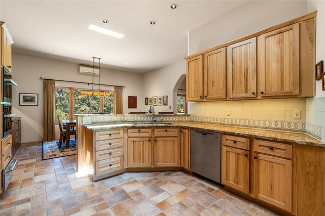 5 Columbine Lane, Santa Fe, NM 87506