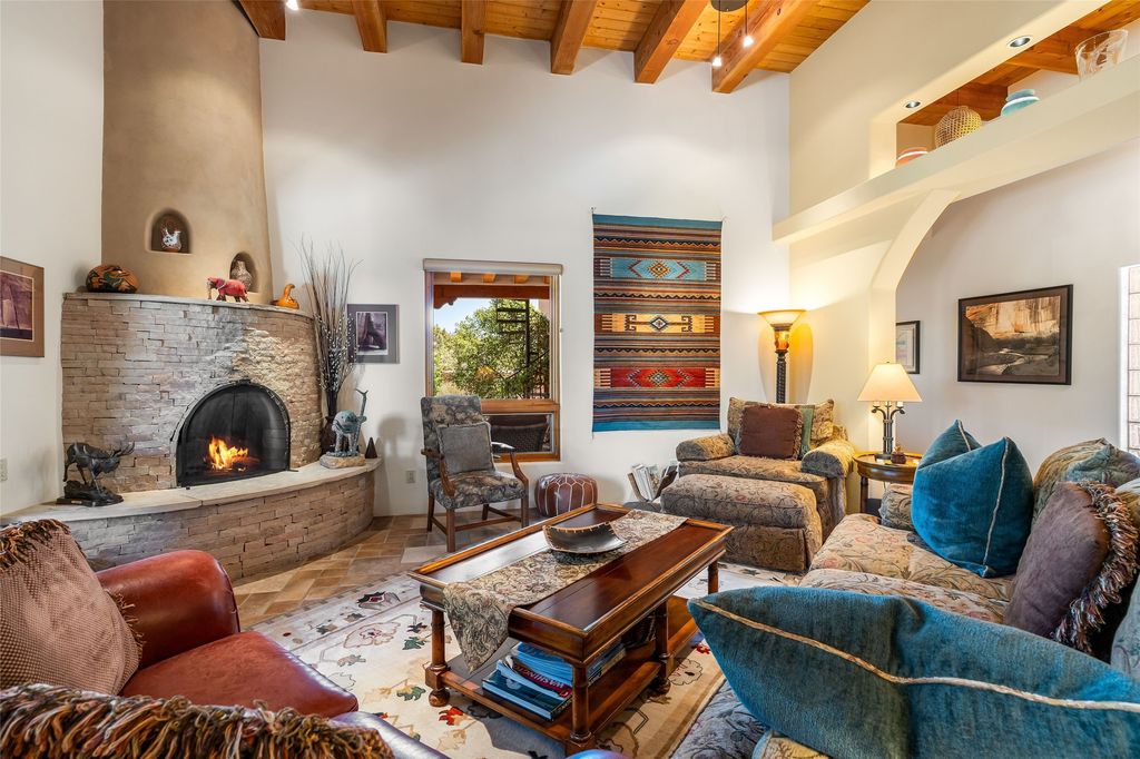 5 Columbine Lane, Santa Fe, NM 87506