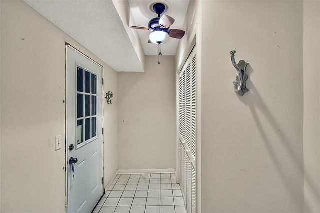 12 Bay Tree Court W, St Simons Island, GA 31522