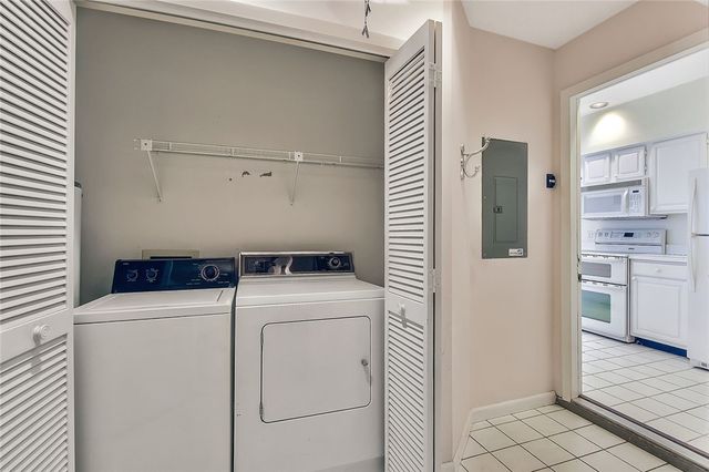 12 Bay Tree Court W, St Simons Island, GA 31522