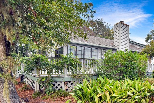 12 Bay Tree Court W, St Simons Island, GA 31522