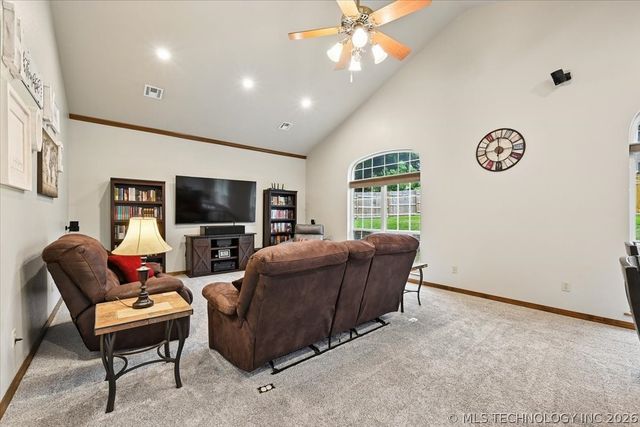2934 W Berwick Street, Claremore, OK 74017