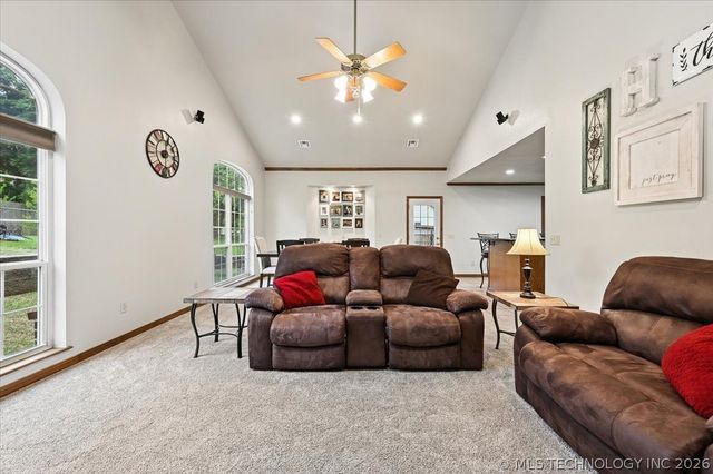 2934 W Berwick Street, Claremore, OK 74017