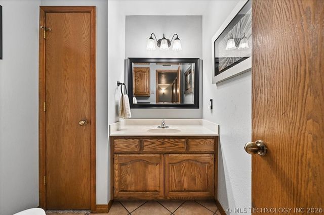 2934 W Berwick Street, Claremore, OK 74017