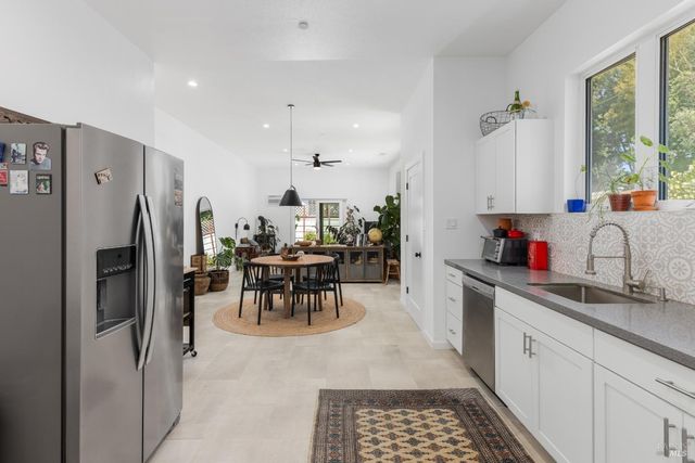 19322 Quigley Ln, Sonoma, CA 95476