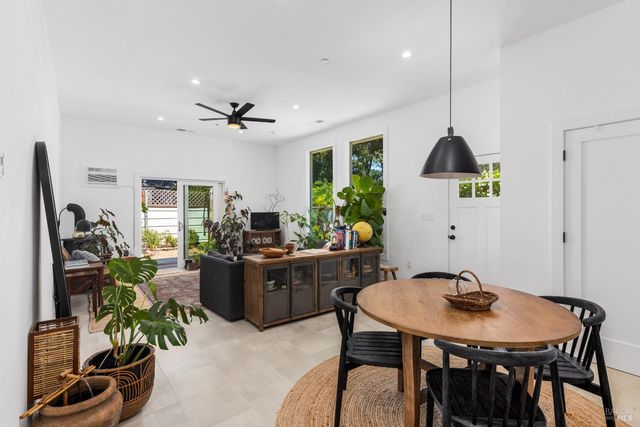 19322 Quigley Ln, Sonoma, CA 95476