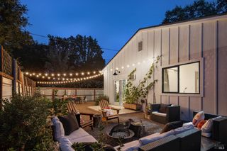 19322 Quigley Ln, Sonoma, CA 95476