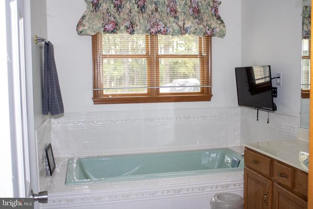 49993 AIREDELE RD, Ridge, MD 20680