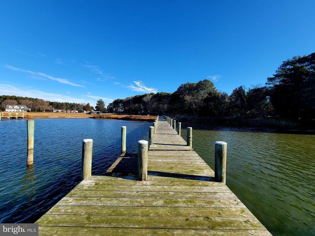 49993 AIREDELE RD, Ridge, MD 20680