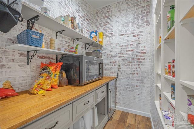 1660 Annie Penton Rd, Jay, FL 32565