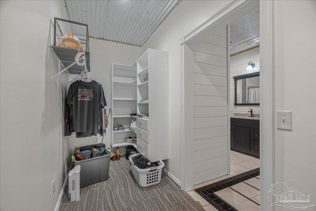 1660 Annie Penton Rd, Jay, FL 32565