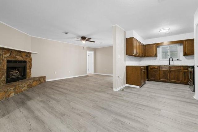 3437 Auburn Road B Road, Crestview, FL 32539